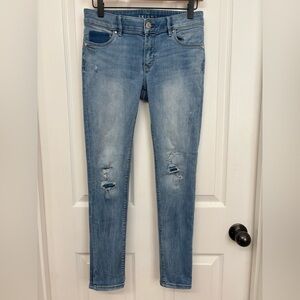 Light Wash Distressed Skinny Jeans | WHBM Size 2
